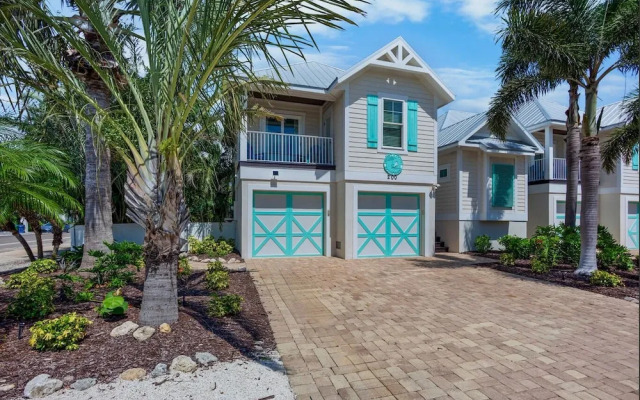 Sunset & Sand 4 Bedroom Townhouse