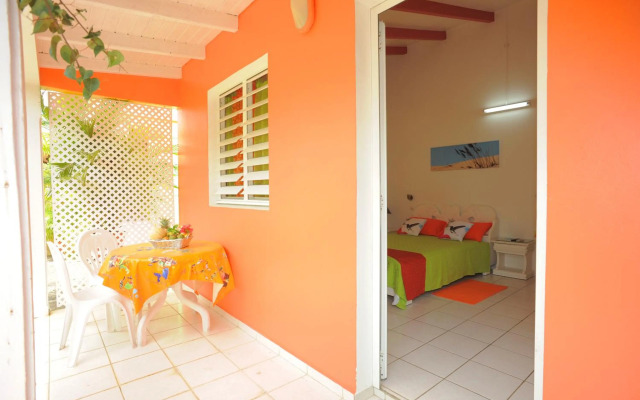 Au Domaine Des Bougainvilliers