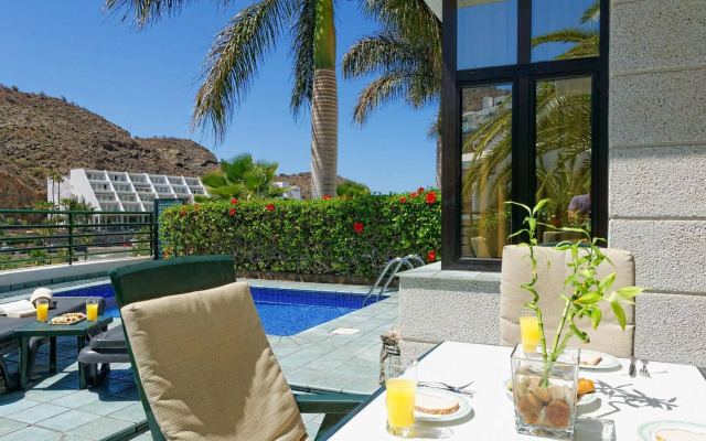Sunshine Villas