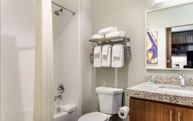 MainStay Suites Lancaster Dallas South