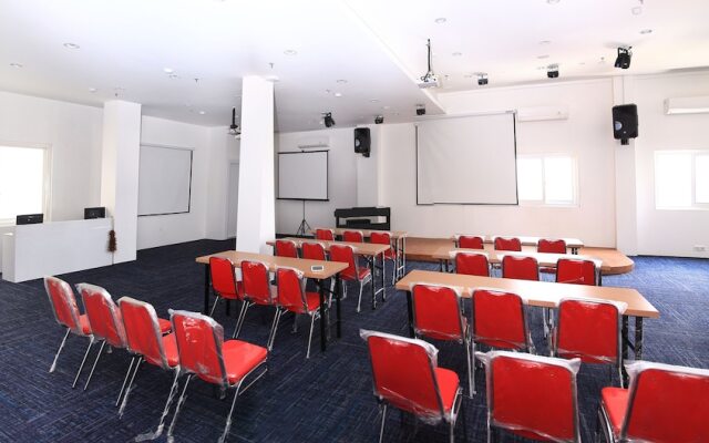 Arawa Traveller's Inn Makassar - Hostel