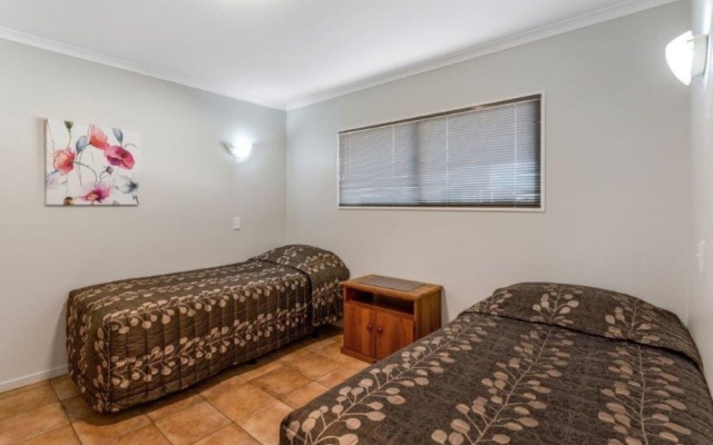 Cottage Park Thermal Motel – Guest Rooms – Tauranga
