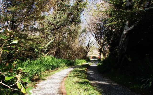 Bleanaskill Lodge & Achill Secret Garden