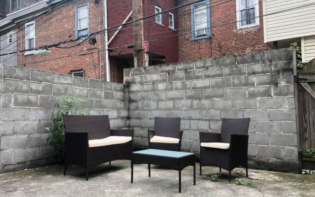 2342 Catharine