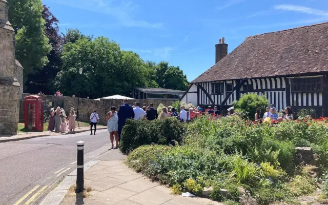 5br-10guests-fireplace-hottub-pets ok - Parking