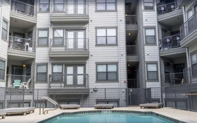 Super Sweet Suites