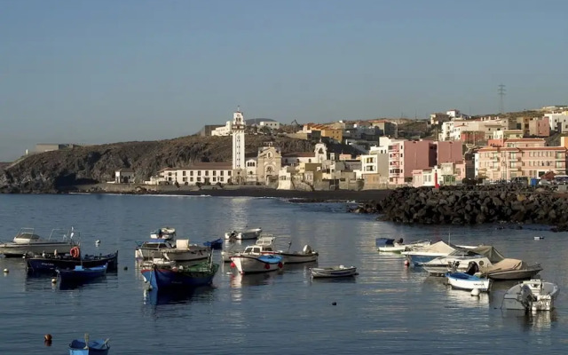 Nice Apartment With Terrace in Candelaria