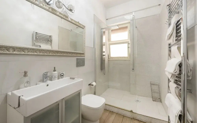 Shabby Chic Flat Monte Mario