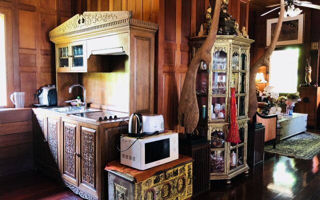 Royal Thai Villas