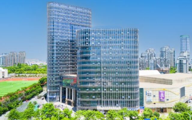 Xuancheng Fenglai Hotel (Wanling Lake Scenic Area Wanda Plaza)
