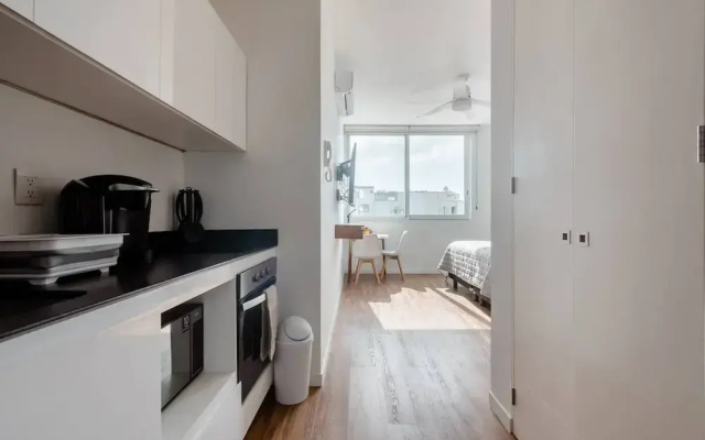 Great Located Modern Studio-sea View Rooftop Pool