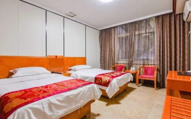 Xixia Jinxiu Garden Hotel