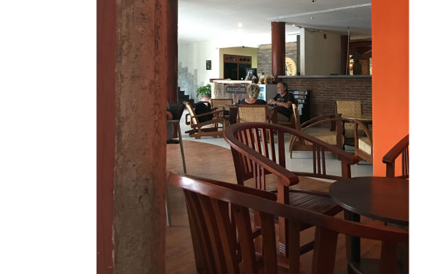 Helios Hotel