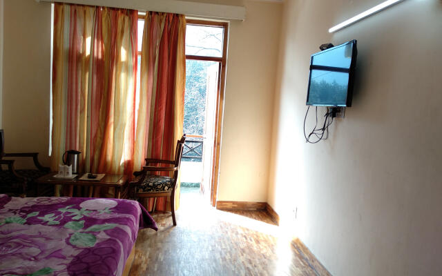 Chichoga Holiday Inn Manali