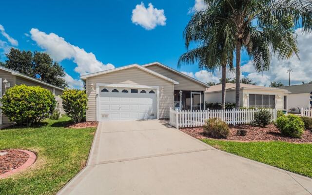 Hastings Lane 2681 by White Pelican VR