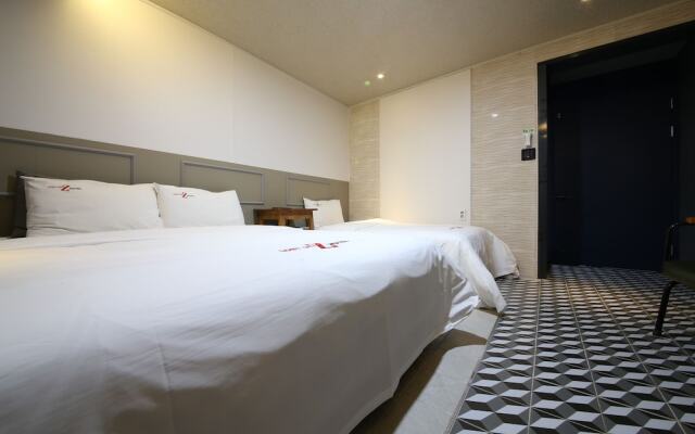 Z Hotel