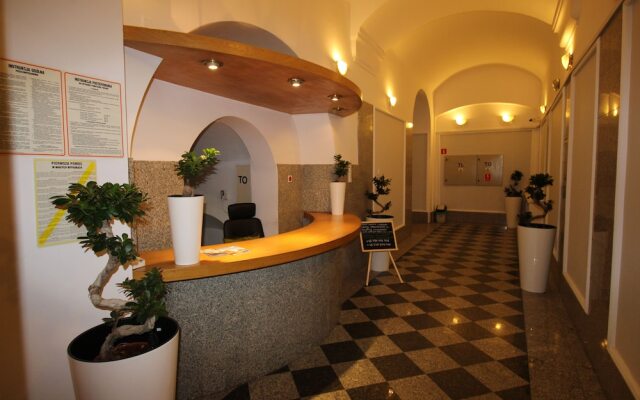One Lucky Hostel - Old Town