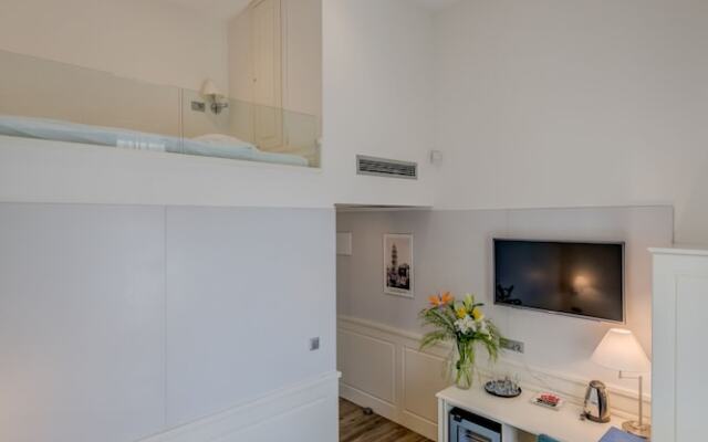 Roko Luxury Rooms