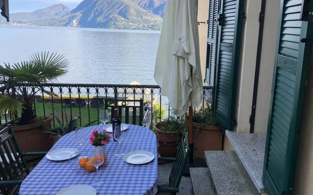 Giulia Apartment With Lake View in Verbania
