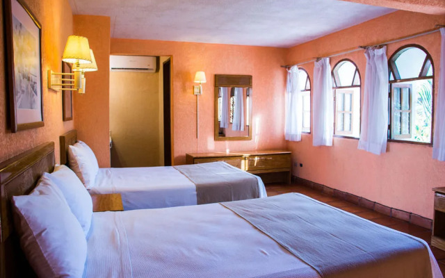 Hotel Plaza Loreto Centro Historico