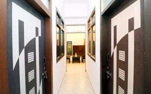 Oyo 43845 Hotel Red Velvet Inn