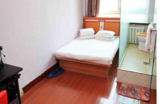 Junyue Fashion Inn