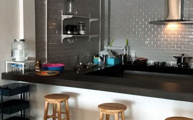 White Wall Poshtel - Hostel