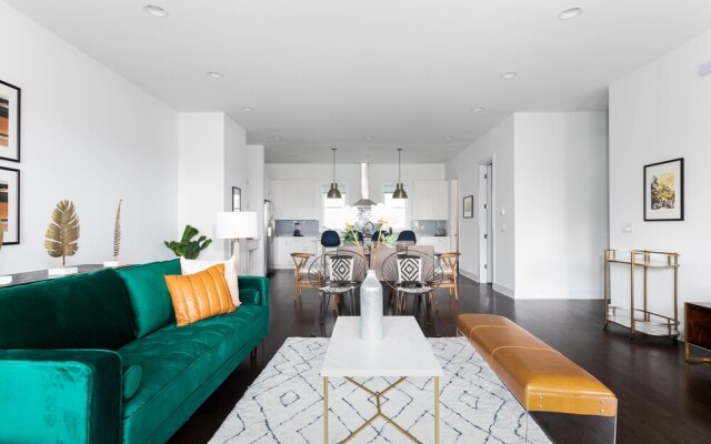 Domio Sylvan Park Spacious 8BR 2 Houses