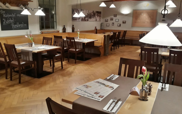 Hotel & Gasthof Zur Post