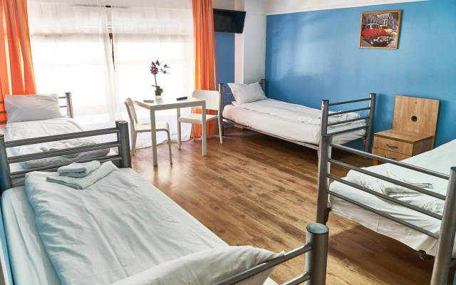 Center Hostel and Guest House