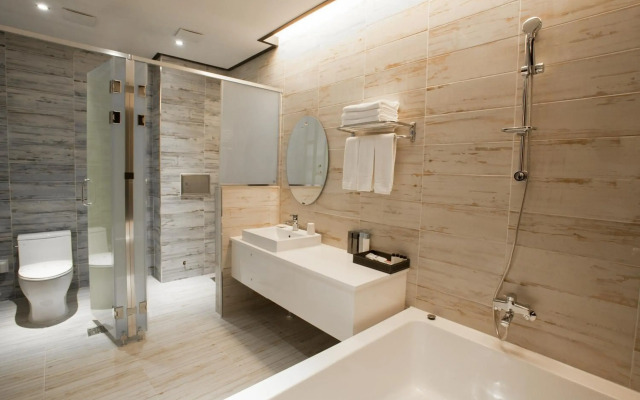 Cs Premier Hotel