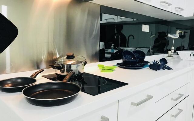7Stone KLCC City Centre 2Room Near LRT