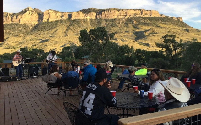 Wheels of Wonderment Twin Cabin 1