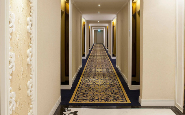 Hotel Emperor - Macau