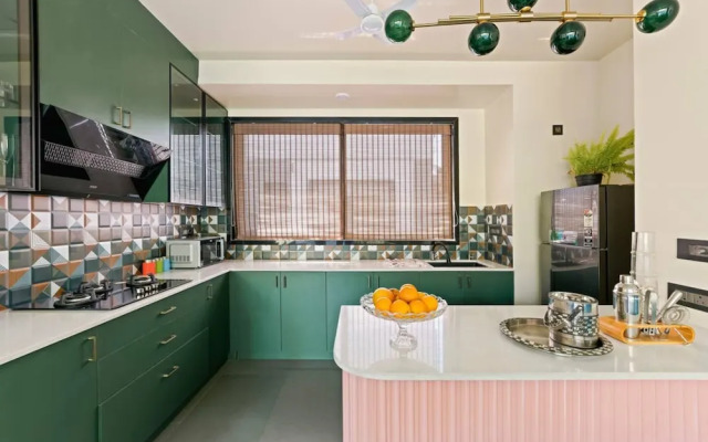 Luxe 3bhk Villa Kosha Pvt Pool - 2km to Beach