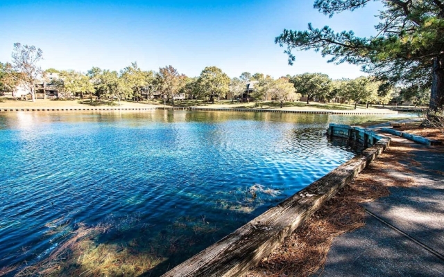 2BR Luxury Condos in New Bern