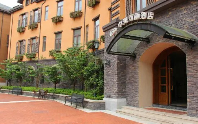 Eteem Resort Hotel