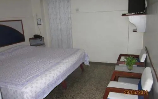 Arun Hotel