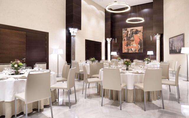 NH Collection Granada Victoria Hotel
