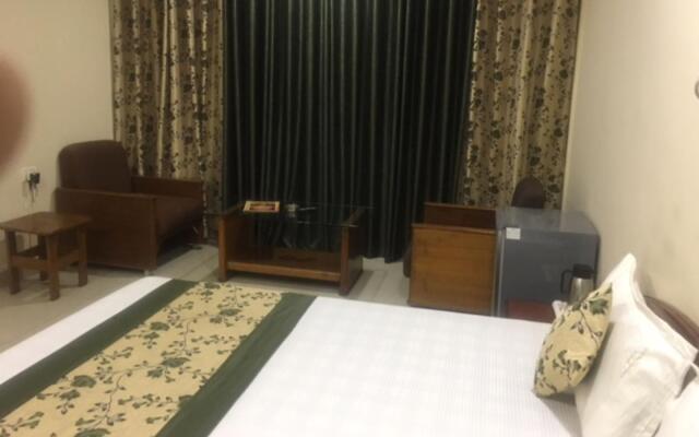 The Arihant Palace