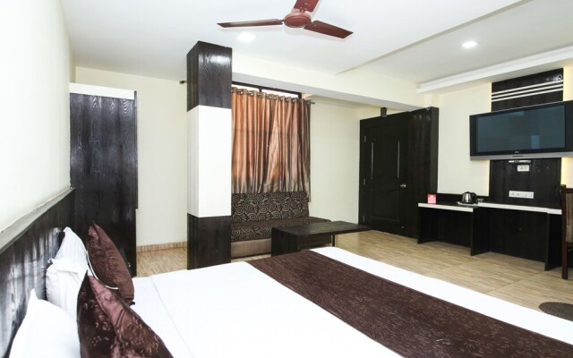 OYO 2155 Hotel Wardhman