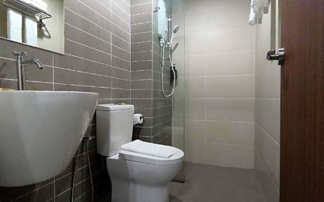 Regatta Suites Kuching