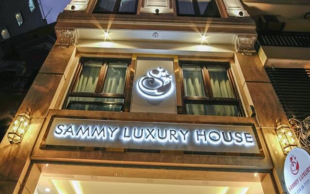 Sammy Luxury Hotel