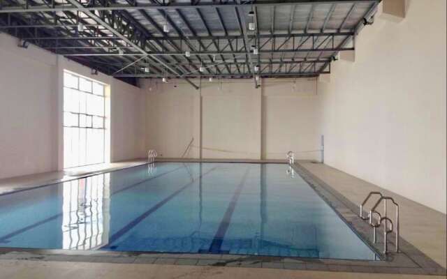 Dr. Calayan's Cozy Wind Residences Tagaytay Taal View