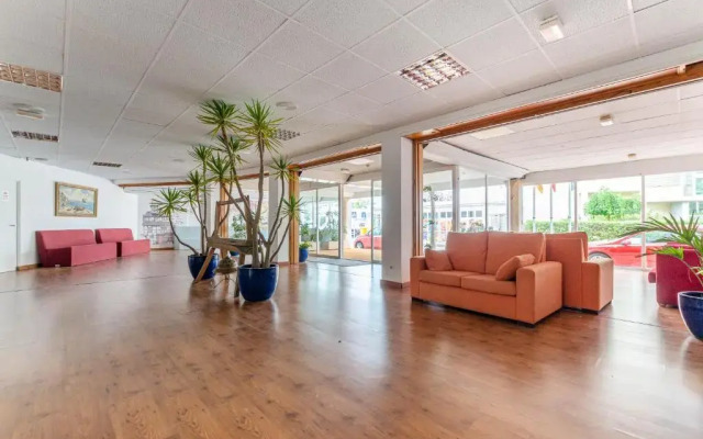 Sol y Mar Apartments