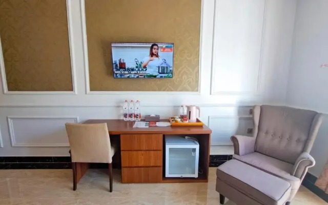 Gili Beachfront Suites