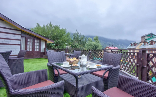 Woodrock Hotel Manali