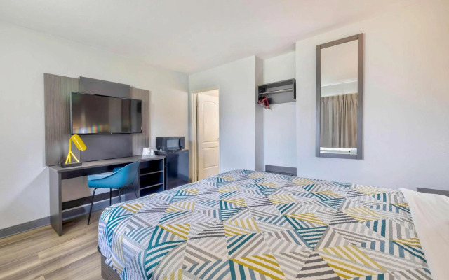 Motel 6 Villa Park, IL - Chicago West