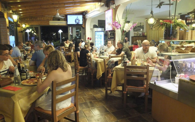 Hotel Alla Pergola