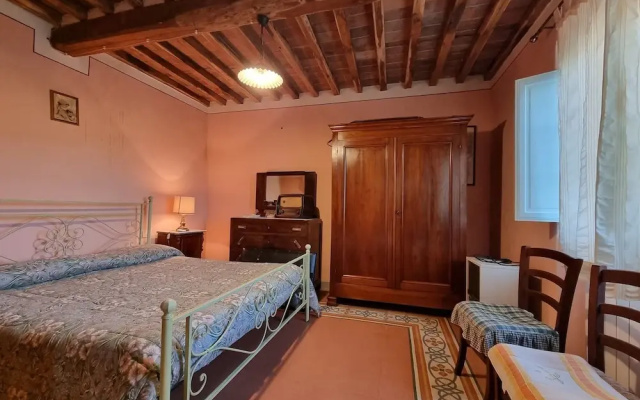 Apartment in Orbicciano With Pool